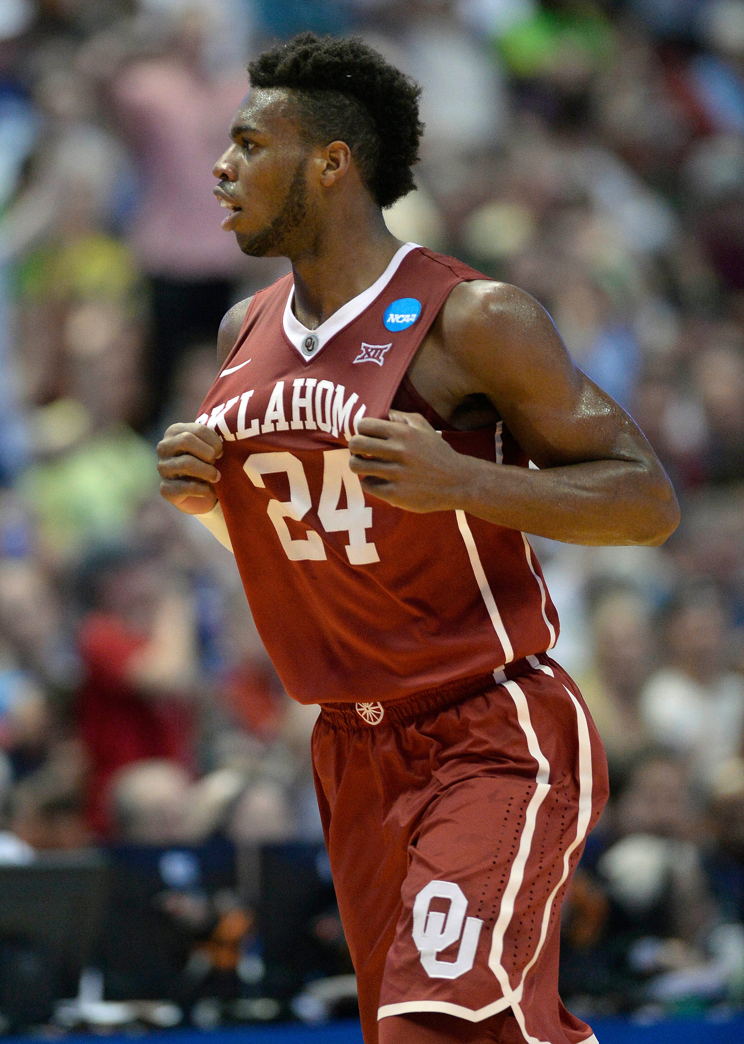 buddy hield oklahoma jersey